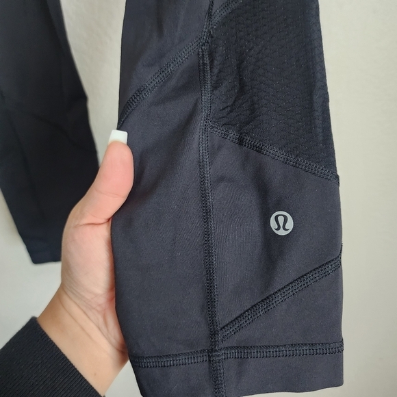 Lululemon Black Run Pace Crop Mesh Leggings W/Pockets Mid Rise Yoga Training 6 - Picture 6 of 12